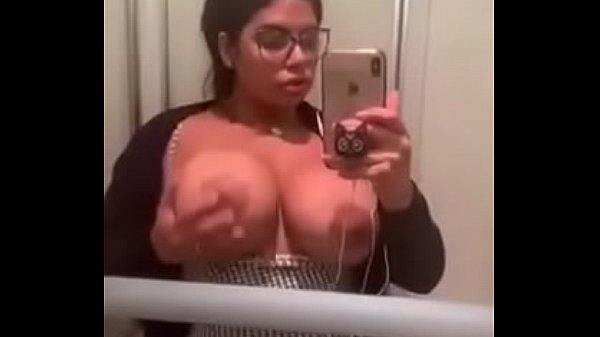 Sexy Geek Zhana Touches Herself In Train Bathroom PORNRABIDCOM